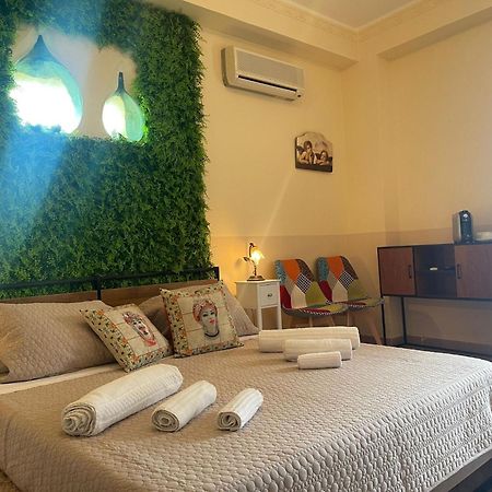 Bed And Relax-Il Maniero Bed & Breakfast Calatabiano Bagian luar foto
