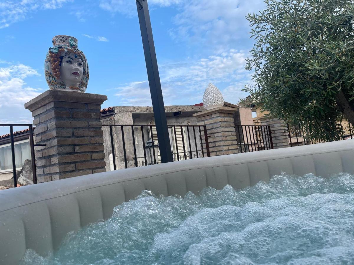 Bed And Relax-Il Maniero Bed & Breakfast Calatabiano Bagian luar foto