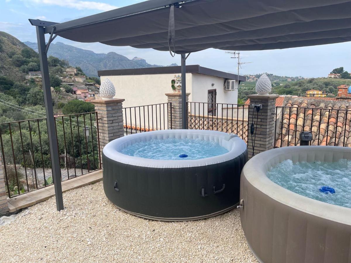 Bed And Relax-Il Maniero Bed & Breakfast Calatabiano Bagian luar foto
